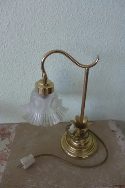 Tischlampe Jugendstil / Art Deco Antik Messing mit Glas Glockenschirm