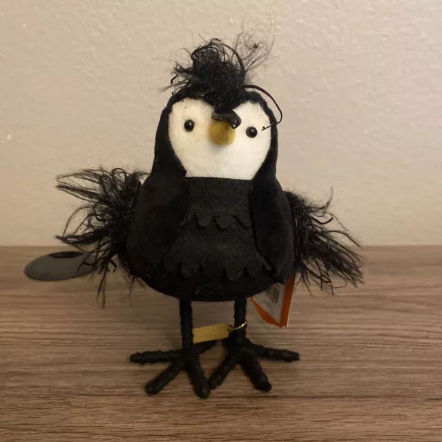 TARGET HYDE & EEK 2023 Featherly Friends Shadow Scarecrow Bird 19.99