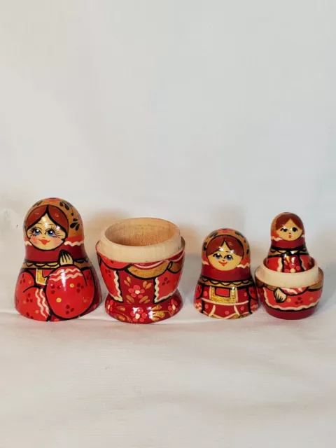 Gorgeous Russian Matpewka Nesting Dolls Hand Painted Set Of 3 W/ Sticker 3