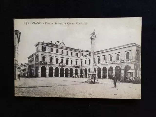 Cartolina Arzignano Piazza Statuto e Corso Garibaldi Animata EB476