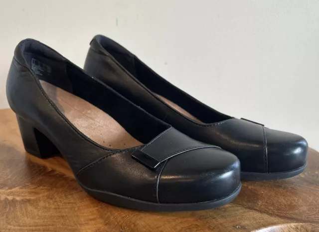 CLARKS ROSALYN BELLE Pump Women s Black Leather Size 7.5 EU 5 EUC