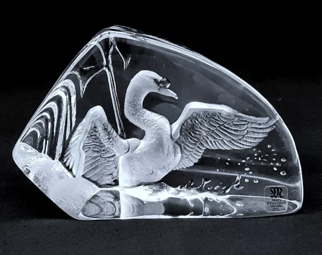 Mats Jonasson Sweden Full Lead Crystal Sculptured Swan
