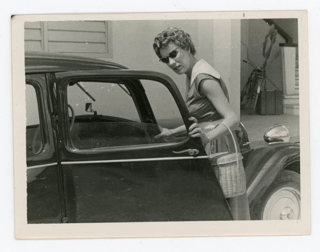1958 Snapshot Photo - Old Car Car Car Car Car Un Woman Glasses