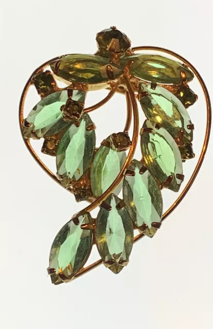 Vintage Green Glass Crystal Brooch Juliana ? Open  Back gold tone Leaf/Wreath