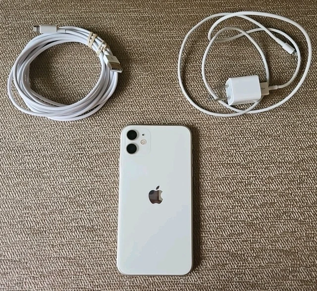 iPhone11ホワイト 31DRYexveWL.jpg_BO30,255,255,