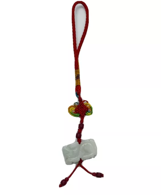 Colgante de jadeíta vintage tallado para cabra grado C palanca de seda trenzada