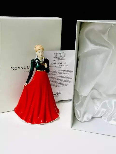 Royal Doulton CHRISTMAS EVE Figurine 2015 Christmas Petite of the Year