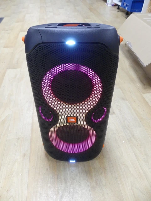 Enceinte Bluetooth JBL Partybox 110 - Noire Avec Défaut Plastique Cassé (Prix Réduit)