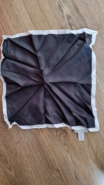 Hankie quadrato da uomo nero bianco e nero finitura in seta Eton