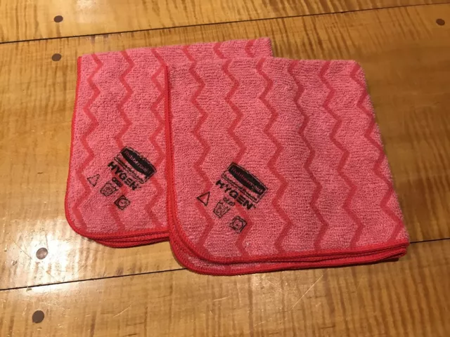 2 Rubbermaid Q620 HYGEN 16" x 16" Microfiber ALL CLEANING Cloth Towel Red NEW