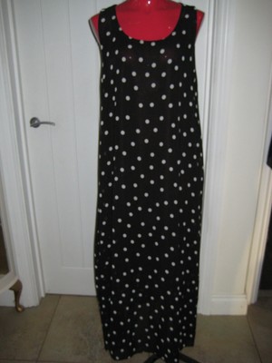 Ladies Dress Very Full Chiffon And Lined Xl Navy With White Spots