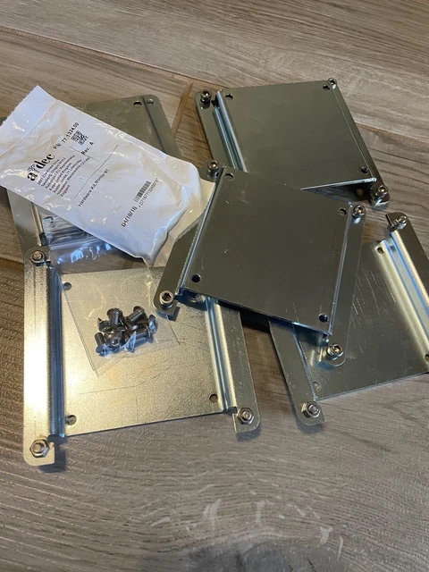 Adec Vesa monitor Adaptors 5 Pieces With Screws, Bolts And Nuts