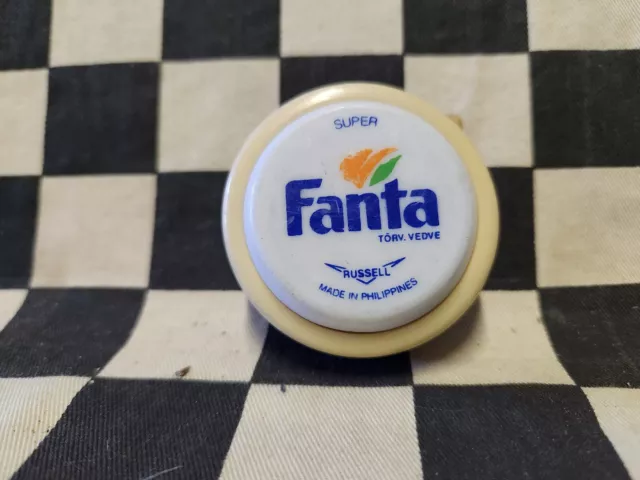 Vintage Fanta White Super Russell Yo Yo Vhtf Coca Cola Company