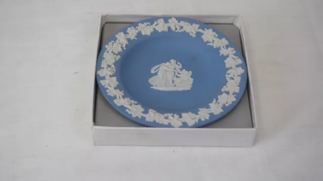 Wedgwood Weiß Auf Blau Tablett Rund 10.8cm Original Dose