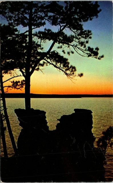 Munising Michigan MI Pictured Rocks Miners Castle At Sunset Postcard
