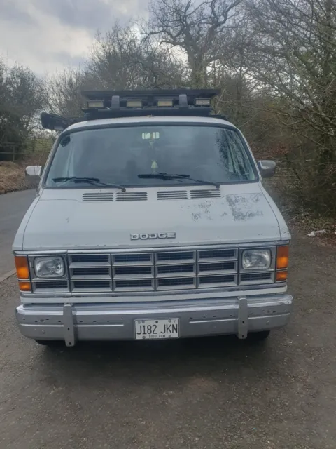 Dodge B250 Ram American Surf Camper Rat Van