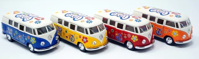 Modellauto Volkswagen T1 Bus Peace and Love 1962  VW Bulli mit Rückziehmotor