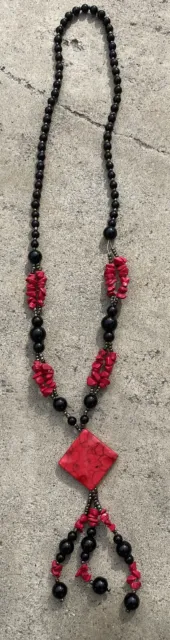 Vintage Chinese 26” Red Cinnabar And Black Onyx Beaded Necklace