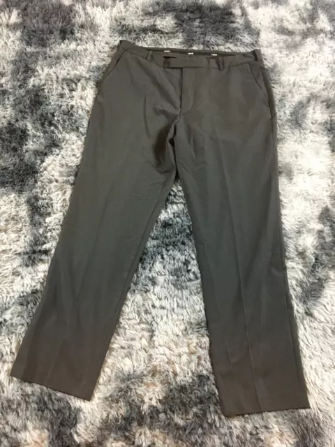 Izod Straight Men's Dress Pants Black Size 38x32 38/32 Midrise 73% Polyester