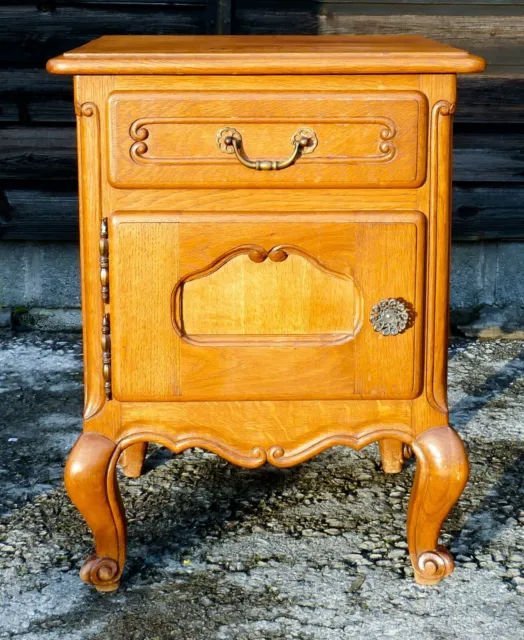 Stunning LOUIS XV French Style Carved Oak Bedside Cabinet! (SOMBS12)