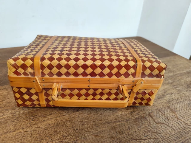Panier De Pêcheur Ancien En Osier – Cabane De Lac, Déco Chalet, Fermeture Poisson En Bois