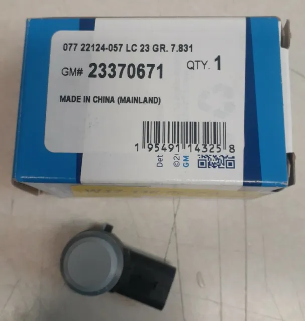 Genuine New GM Chevrolet GMC Parking Reverse Sensor OEM 23370671 Equinox