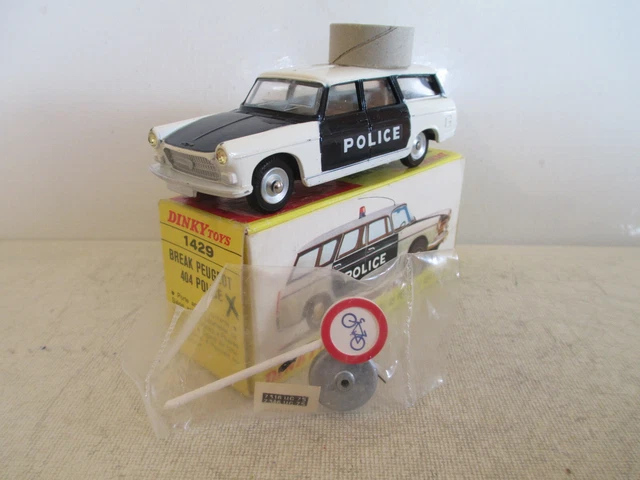 Majorette n° 216 Peugeot 404 Break Police quasi neuve en boite très rare