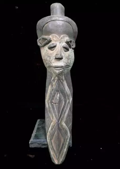 Vecchia maschera tribale pendente ---- Congo BN 38