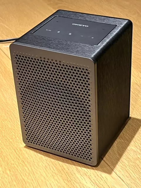 Onkyo G3 VC-GX30 Black Smart Speaker with Google Assistant and Bluetooth