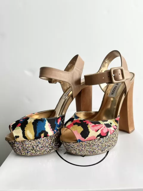 Steve Madden Jilly Floral & Leather Platform Heels Size 6.5 W/Original Box