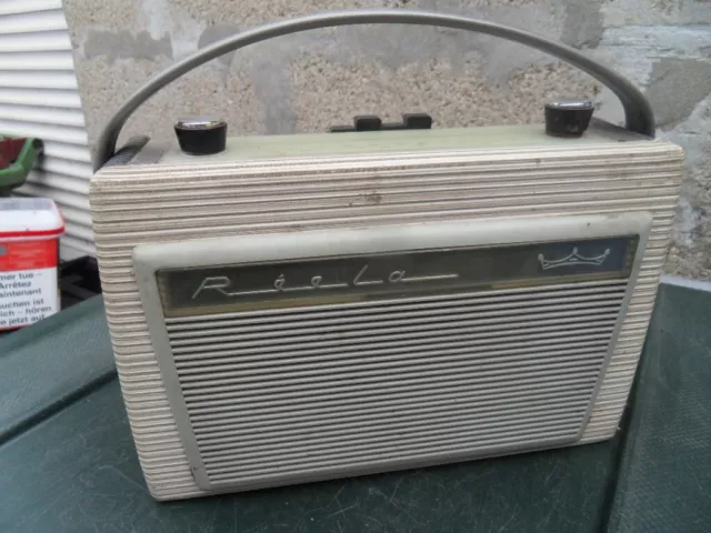 vintage Poste radio portable REELA modele  DUC  PO.GO 60's Mutte Herlin Calais