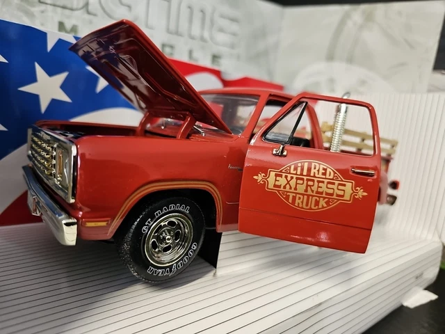 AX351 ERTL AMERICAN MUSCLE 1/18 1:18 DODGE LIL RED