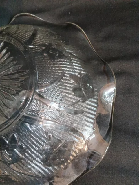 Vintage Depression Glass 9".5 Ruffled Fruit/SaladBowl Jeannette Iris Herringbone 3