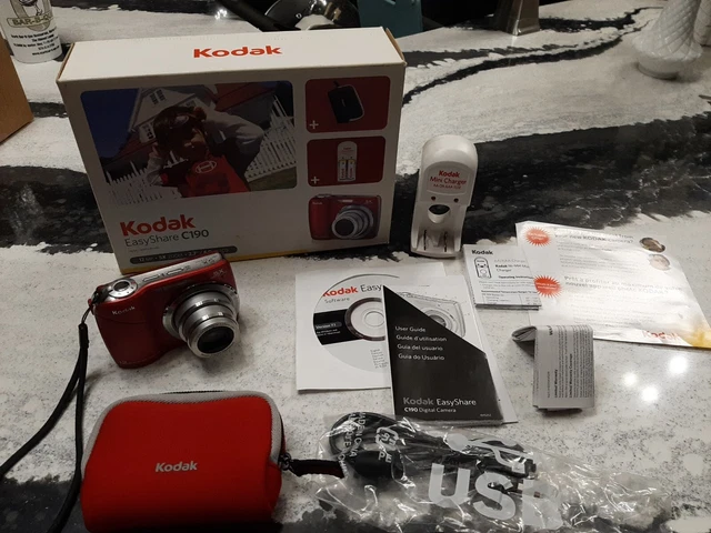 Kodak EasyShare C190 Red Used Digital Camera 12MP - Great condition Box 2gb card
