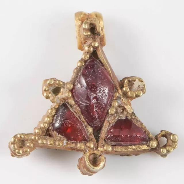 Medieval Jewellery Gold and Garnet Pendant 14th-16th Centuries