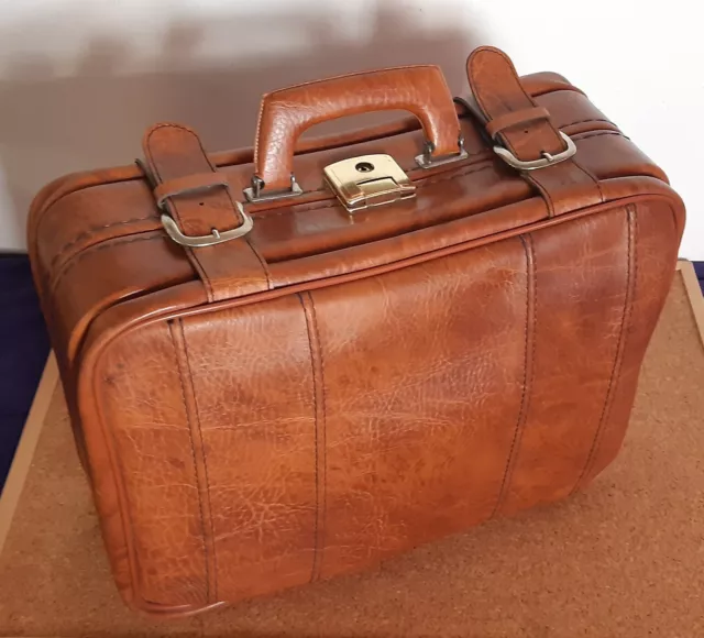 Vintage leather suitcase luggage-Hardcase travel bag 70s-L=17in