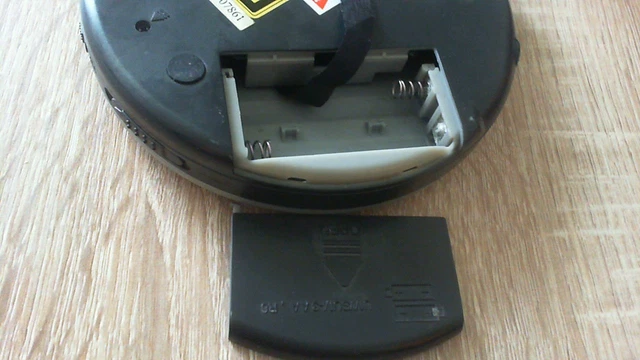 Denver DMP 347 Tragbarer Disc-Player 4