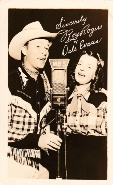 ROY  ROGERS & DALE  EVANS- western  MOVIE/SINGING duo "quaker oats" postcard/VG