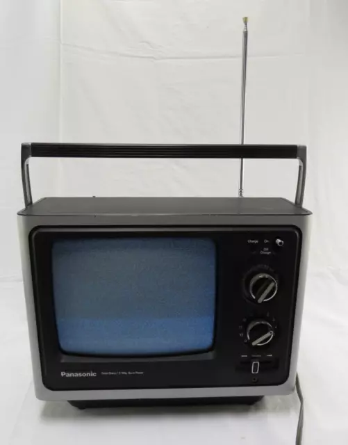 1976 Panasonic TR-739 Black And White 9 Inch Television Solid State 3 Way Power