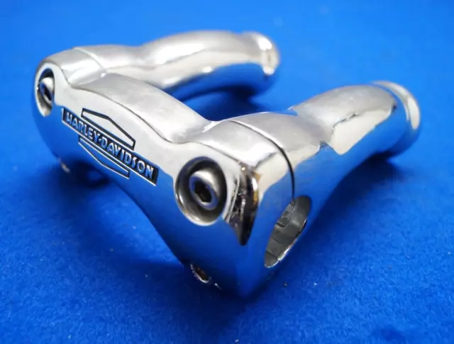 Genuine Harley Softail Deluxe FLSTN Slim Handlebar Chrome 4" Risers Clamp 05-17