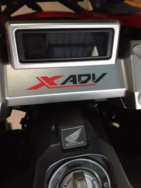 Kit adesivo PIASTRA DI STERZO XADV X-ADV 750 anche bicolore