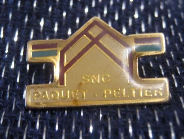 Great advertising push pin badge SNC Paquet Peltier