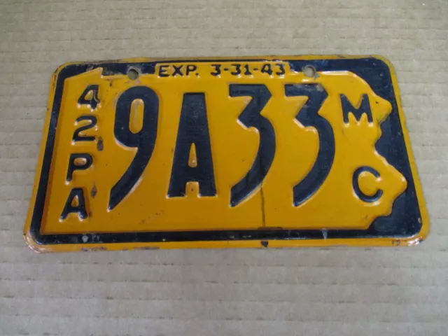 Vintage Motorcycle License Plate 1942 Pennsylvania   9A33