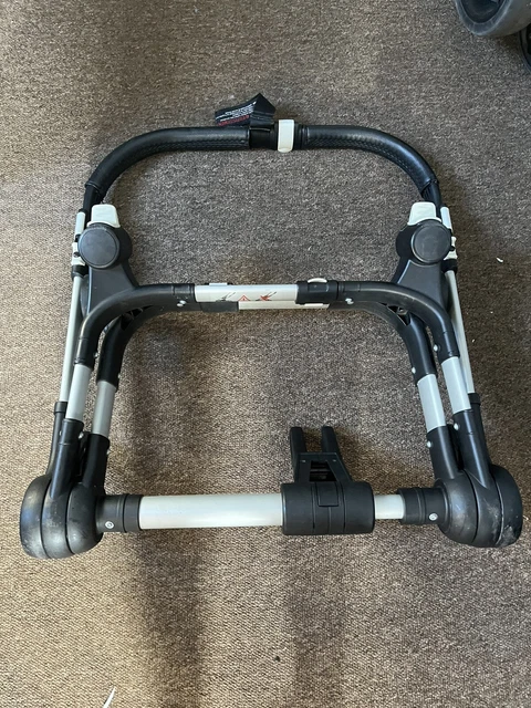 Chasis de aluminio Bugaboo Donkey V1.1. Manija de cuero. Marzo 2017