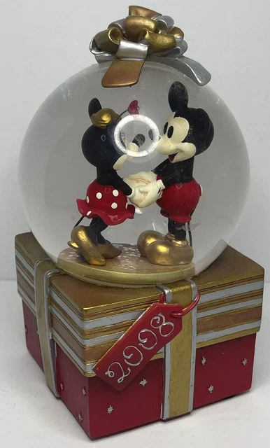 2008 Disney Store Exclusive Mickey Mouse Minnie Mouse Christmas Snow Globe