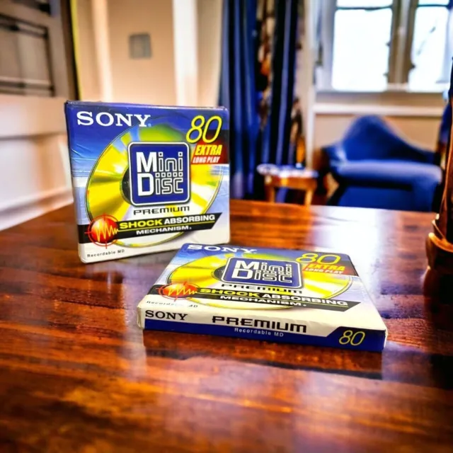 Packung mit 2 Sony Premium Recordable Mini Discs für hochwertige Audioaufnahmen