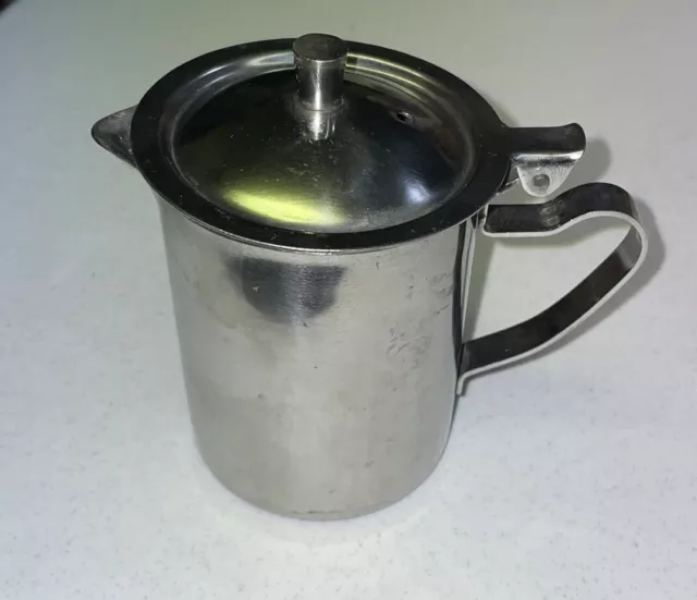 Dispensador de crema de acero inoxidable vintage con tapa con bisagras hecho en Japón