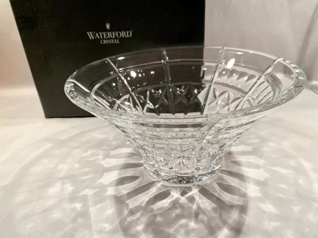 1997 Waterford The Welcome Bowl 8 1/4in clear cut crystal With Box