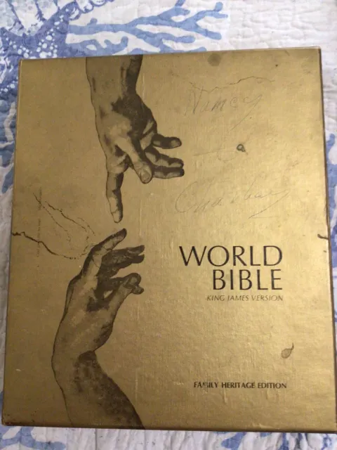 Holy Bible Family Heritage Edition Illustrated King James KJV World Publishing