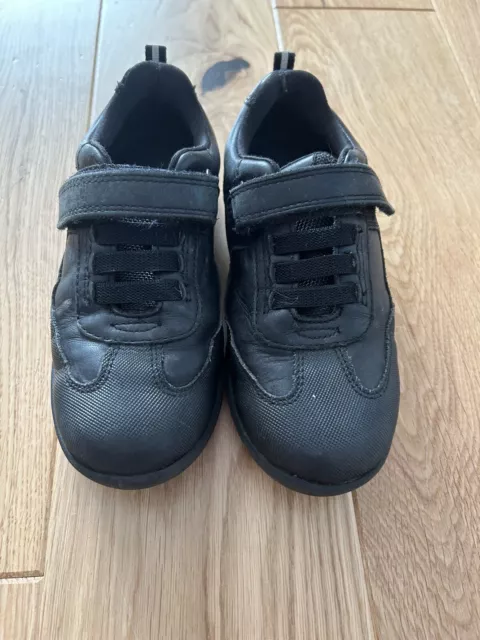 Marks and spencer's hotsell boys school shoes